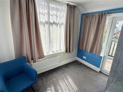 Picture 18